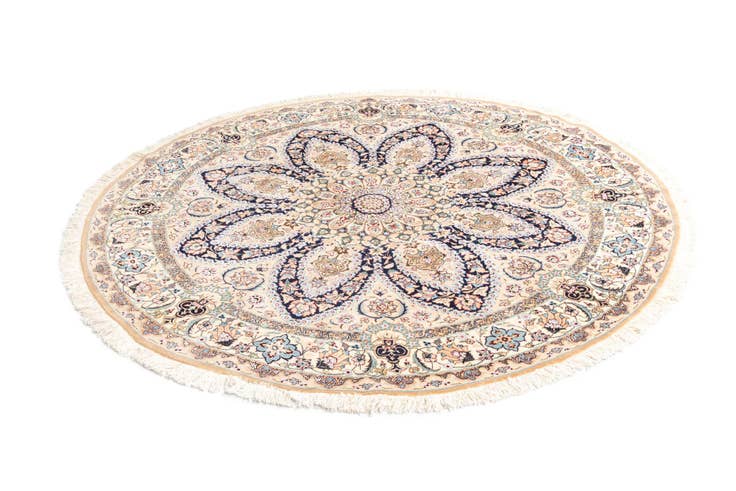 Detail image of 6' 9 x 6' 10 Nain Round Rug