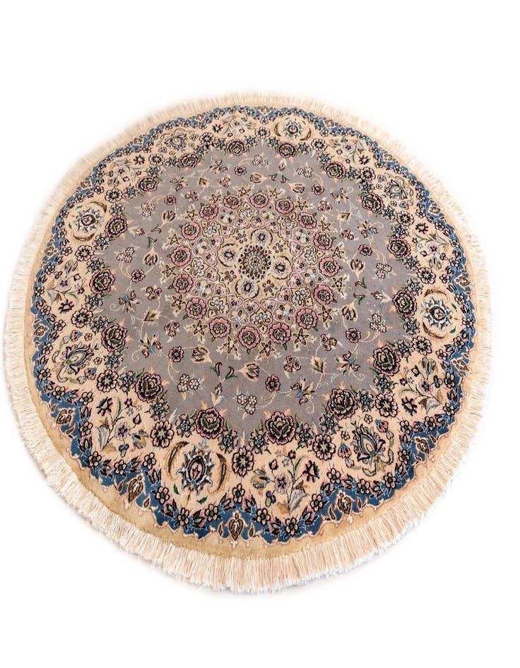 Detail image of 4' 11 x 4' 11 Nain Round Rug