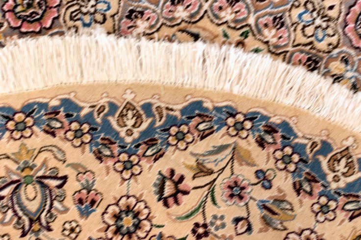 Detail image of 4' 11 x 4' 11 Nain Round Rug