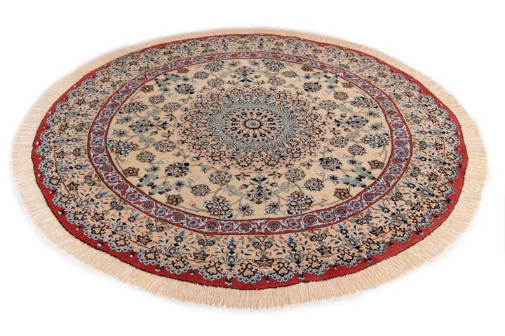 5' 3 x 5' 3 Nain Round Rug