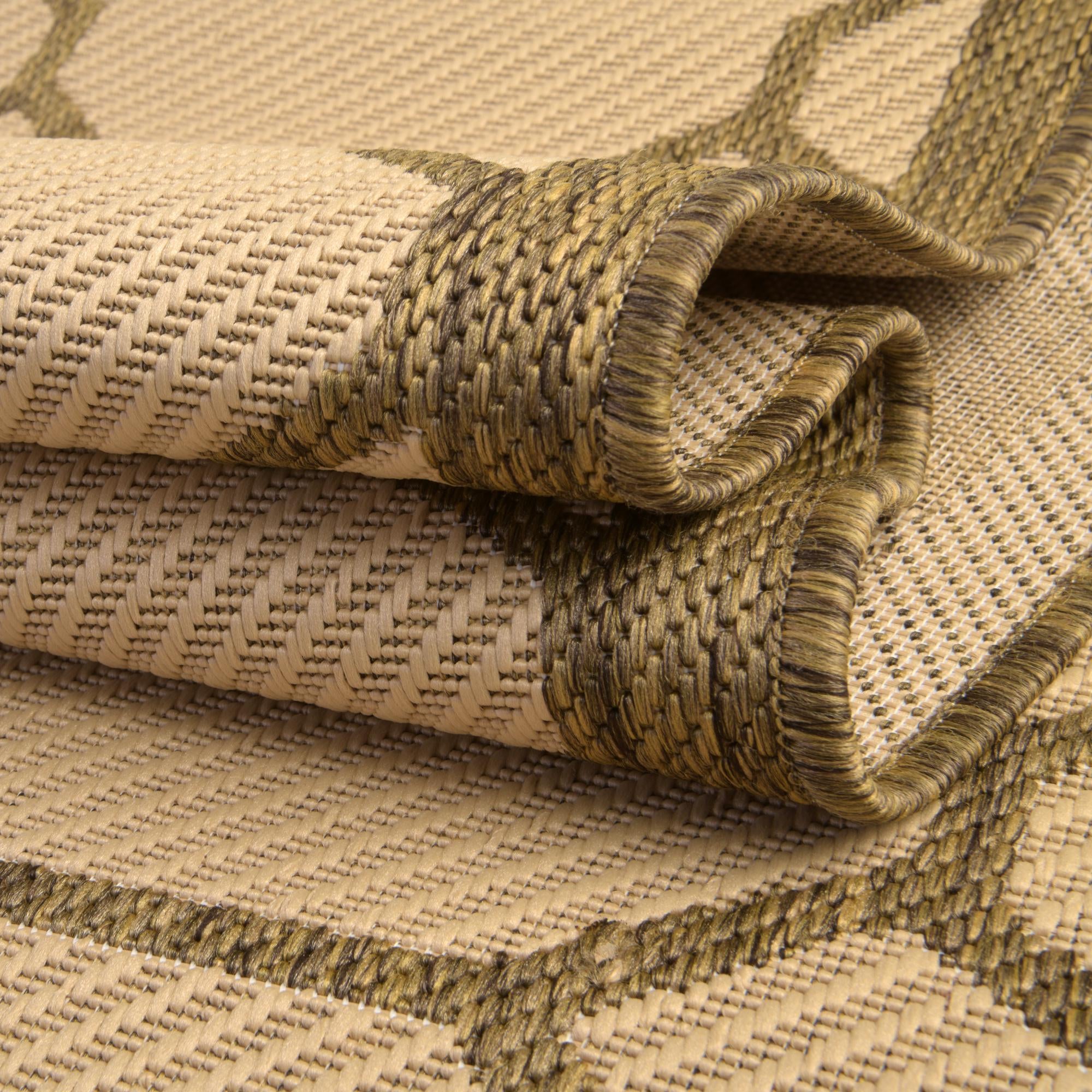 6' x 6' Easy-Clean Lattice Indoor / Outdoor Round Rug