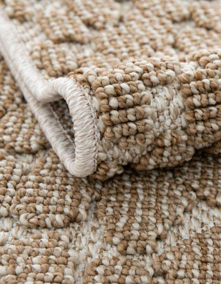 7' 10 x 7' 10 Easy-Clean Safari Indoor / Outdoor Round Rug