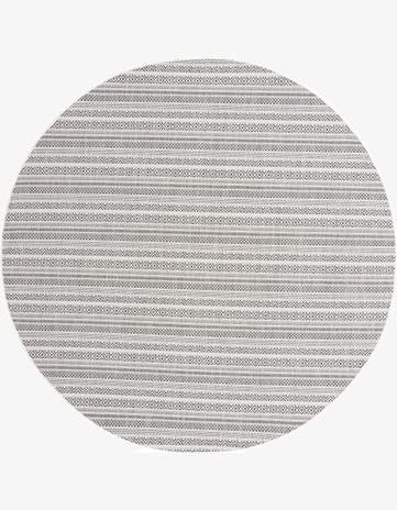 7' 10 x 7' 10 Easy-Clean Striped Indoor / Outdoor Round Rug