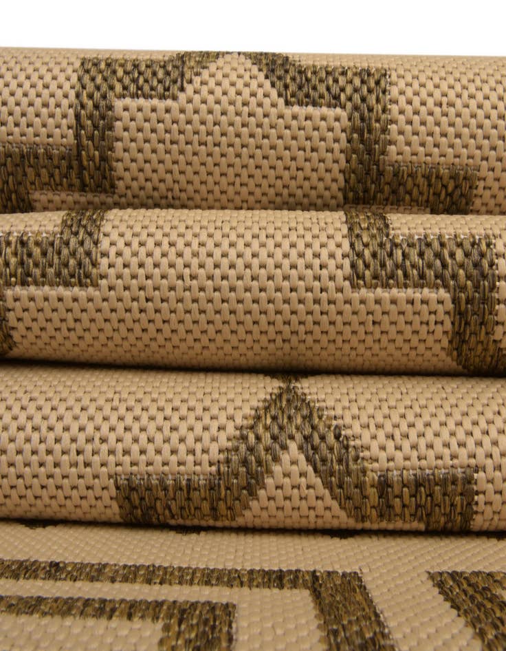 Detail image of 6' x 6'  Washable Trellis Indoor / Outdoor Round Rug