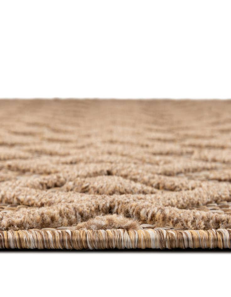 Detail image of 7' x 7' Easy-Clean Trellis Textured Indoor / Outdoor Round Rug