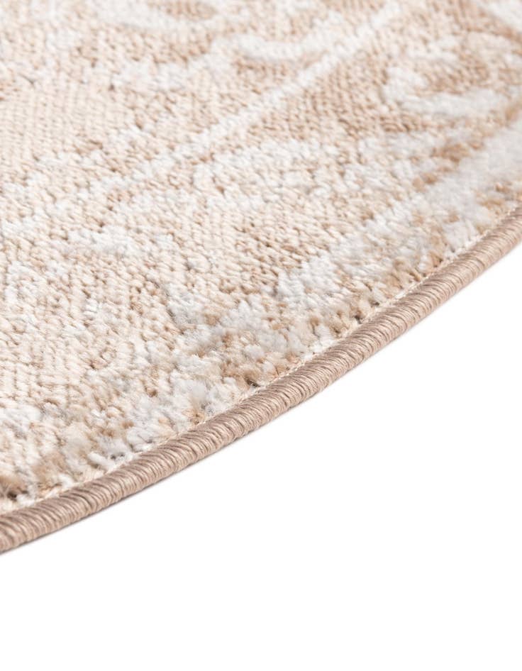 Detail image of 3' x 3' Oxford Round Rug