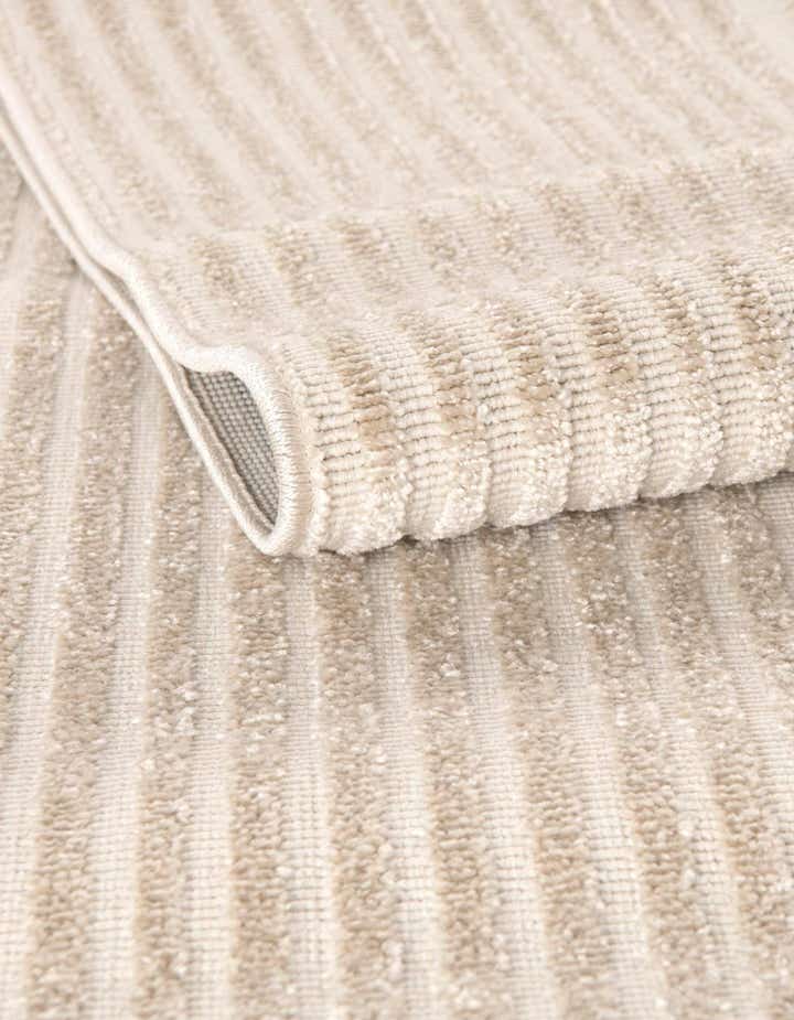 3' x 3' Easy-Clean Sabrina Soto Indoor / Outdoor Round Rug
