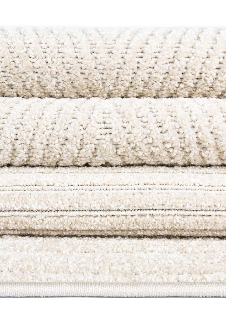 3' x 3' Easy-Clean Sabrina Soto Indoor / Outdoor Round Rug