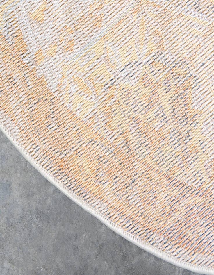 Detail image of 8' x 8' Santiago Round Rug