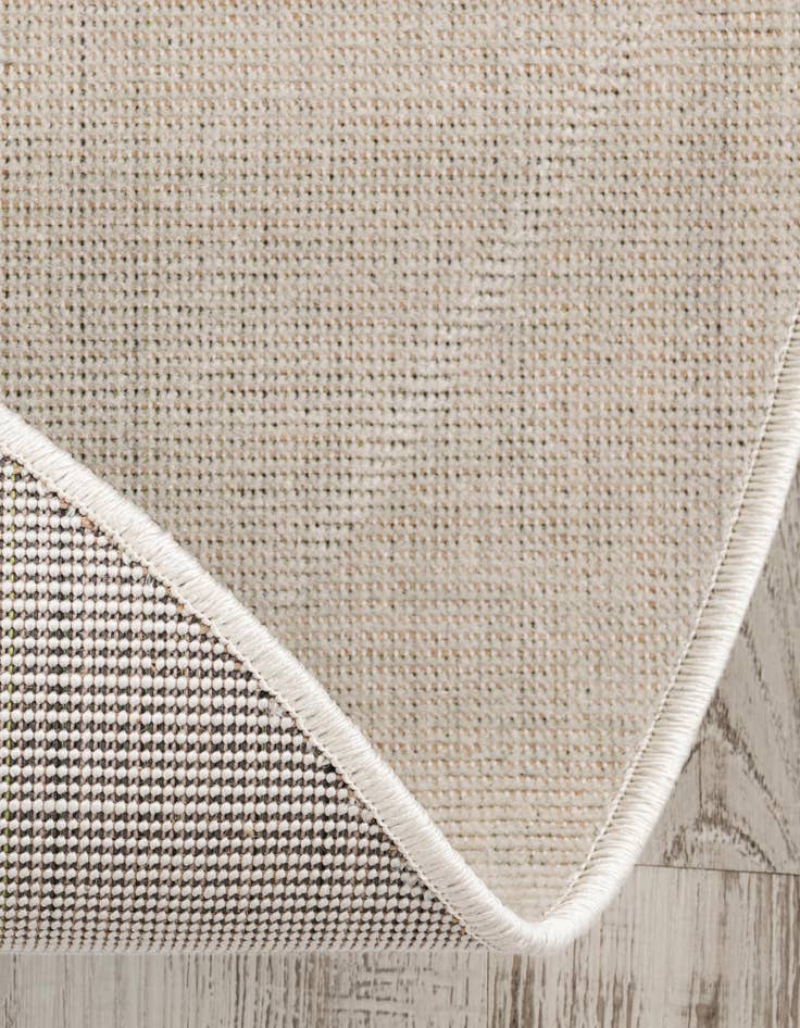 Detail image of 3' 7 x 3' 7 SoHo Round Rug