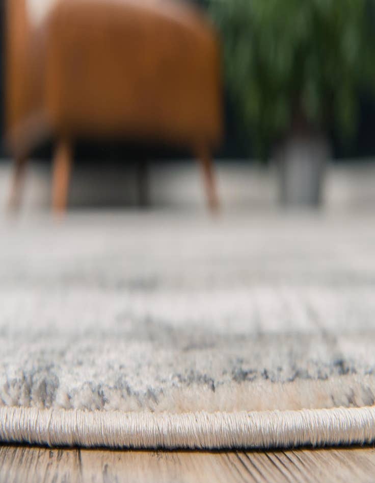 Detail image of 8' x 8' Solaris Round Rug