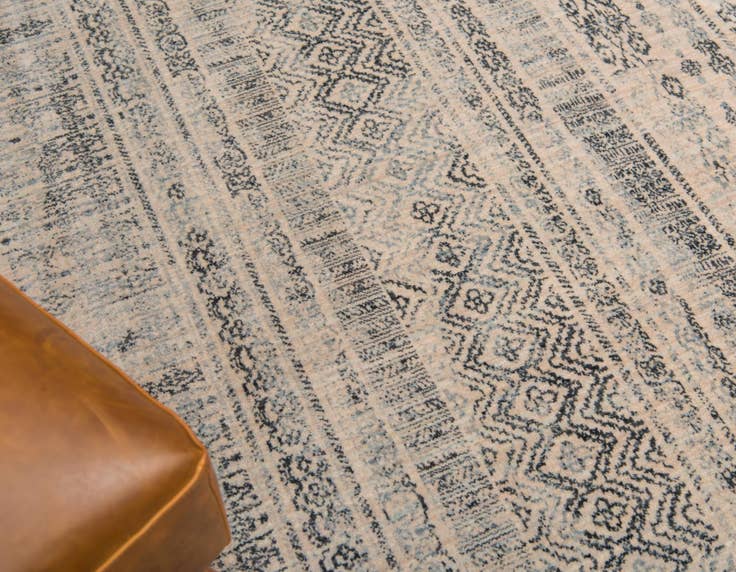 Detail image of 8' x 8' Solaris Round Rug