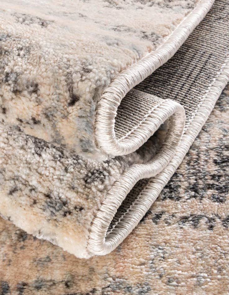 Detail image of 8' x 8' Solaris Round Rug