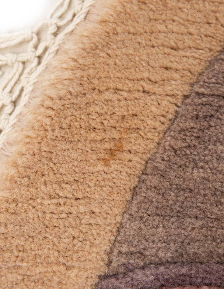 Detail image of 8' x 8' 2  Hand Knotted Tibet Wool Round Rug