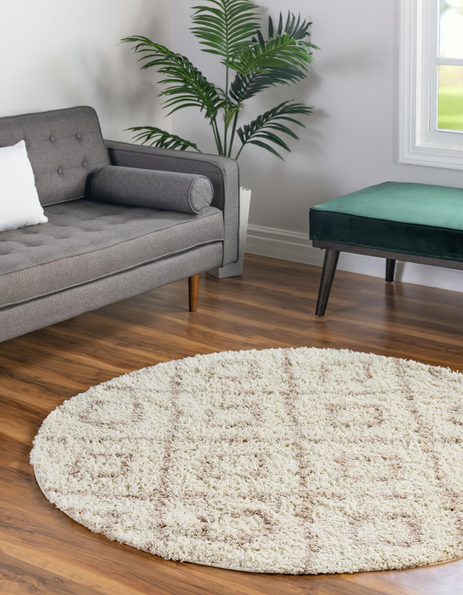 3' 3 x 3' 3 Trellis Shag Round Rug