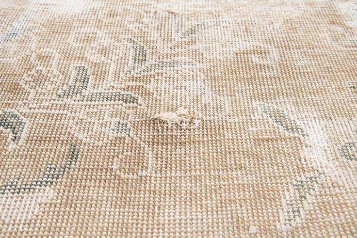 Detail image of 6' 1 x 6' 2 Hand Knotted Ultra Vintage Persian Wool Round Rug