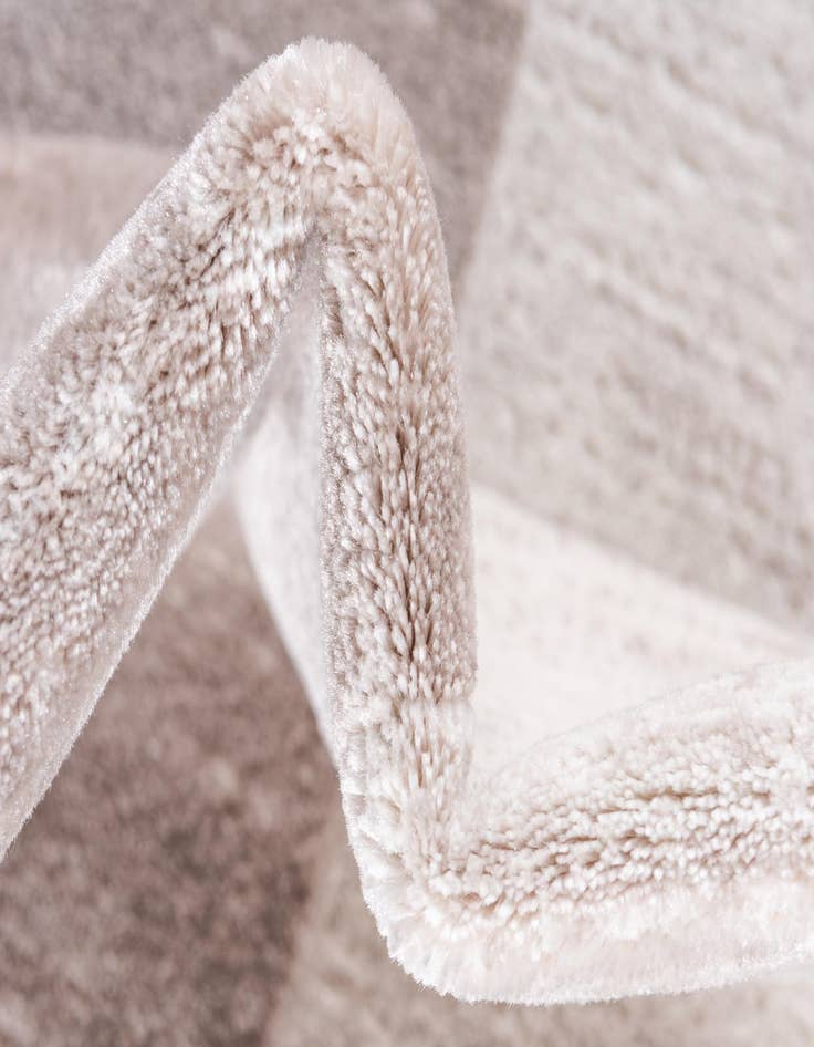 Detail image of 8' x 8' Uptown Yorkville Round Rug