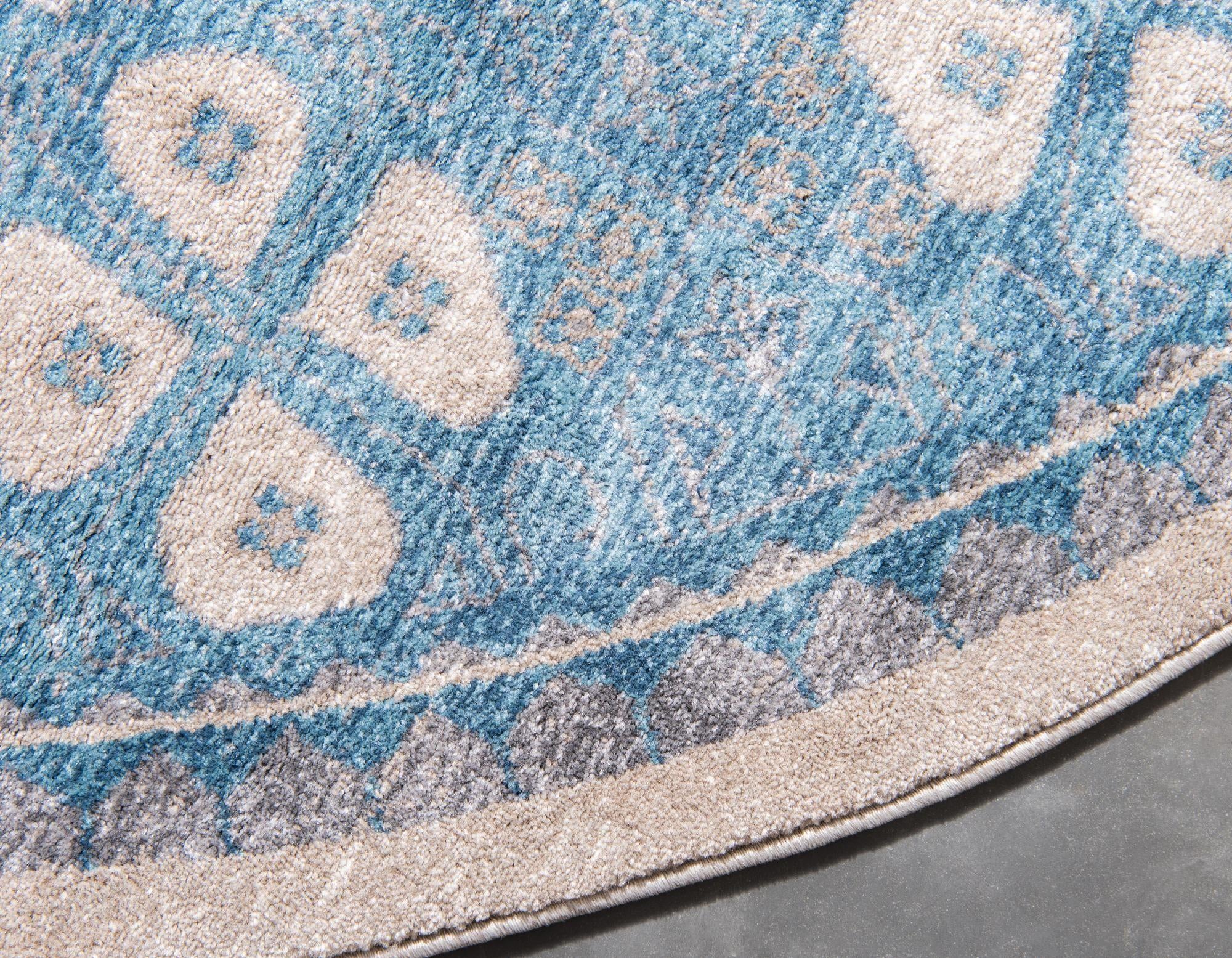 7' 3 x 7' 3 Viola Round Rug