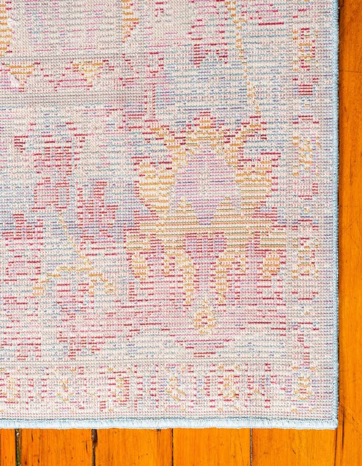 Detail image of 2' 7 x 9' 10 Alexis Runner Rug