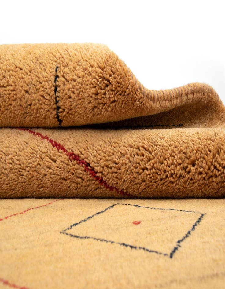 Detail image of 2' 7 x 10' 11 Amaleh Wool Runner Rug