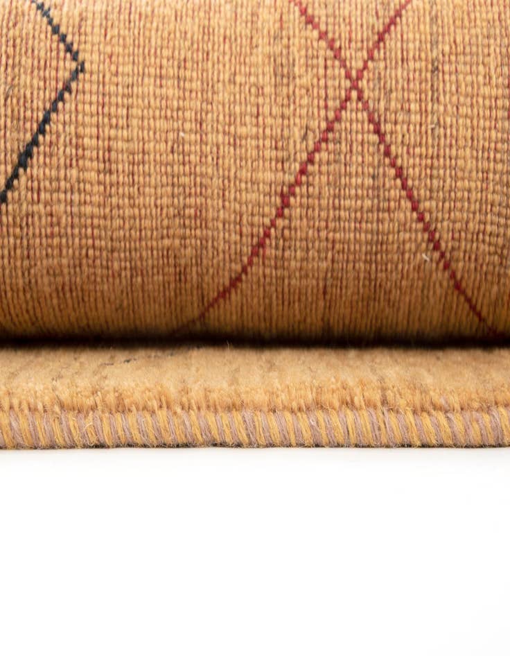 Detail image of 2' 7 x 10' 11 Amaleh Wool Runner Rug