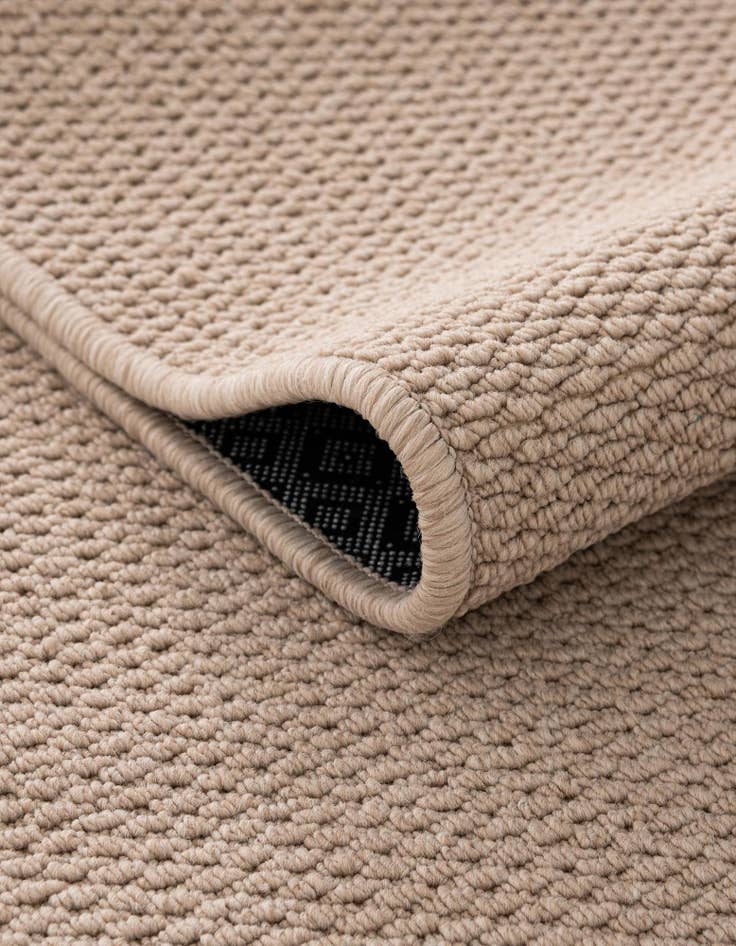 Detail image of 2' x 5' Aragon Runner Rug