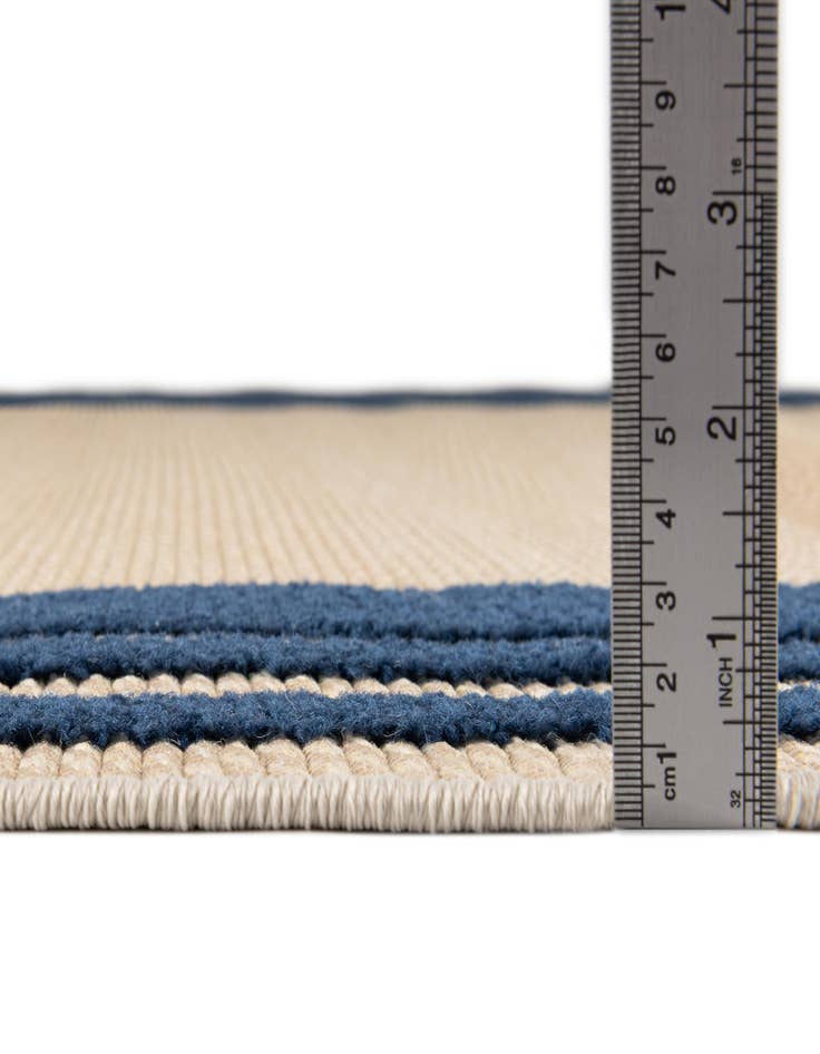 Detail image of 2' x 6' Easy-Clean Aruba Indoor / Outdoor Runner Rug