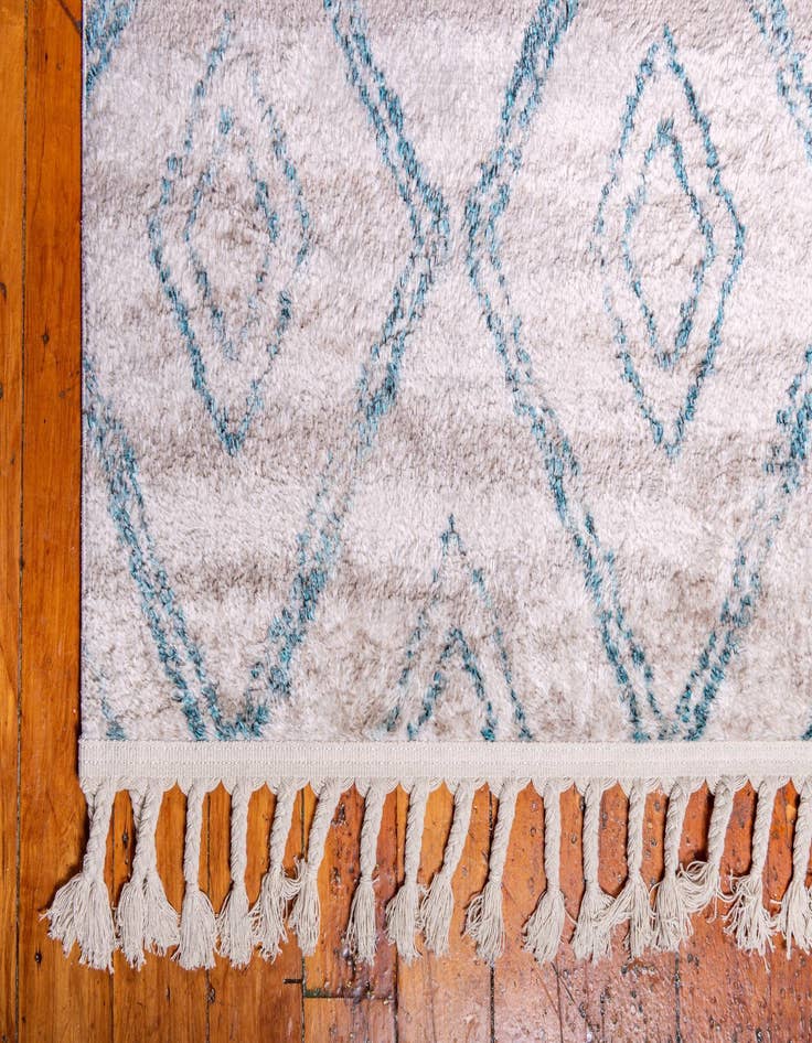 Detail image of 3' 6 x 13' Atlas Runner Rug