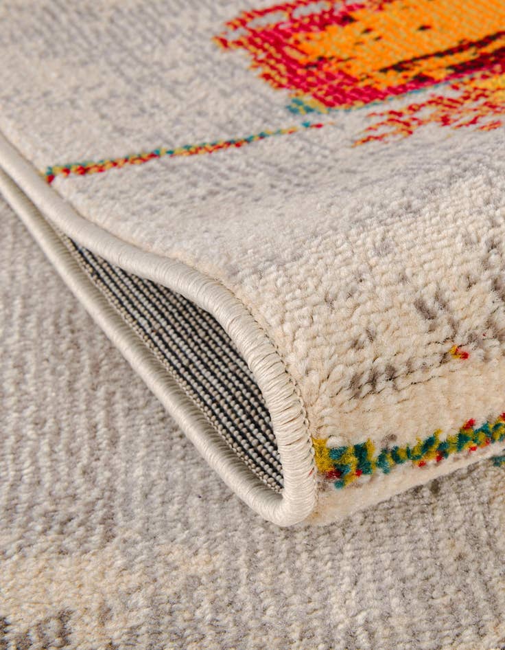 Detail image of 2' 7 x 10'  Washable Casablanca Runner Rug