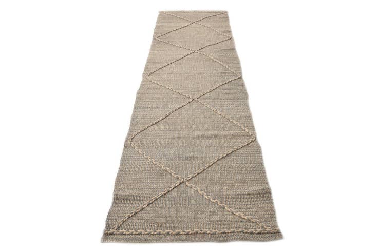 Detail image of 2' 6 x 10' Hand Knotted Darya Wool Runner Rug