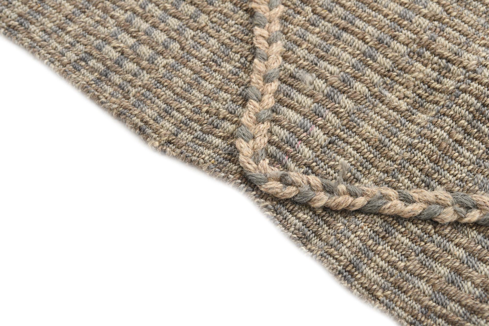 2' 6 x 10' Hand Knotted Darya Wool Runner Rug