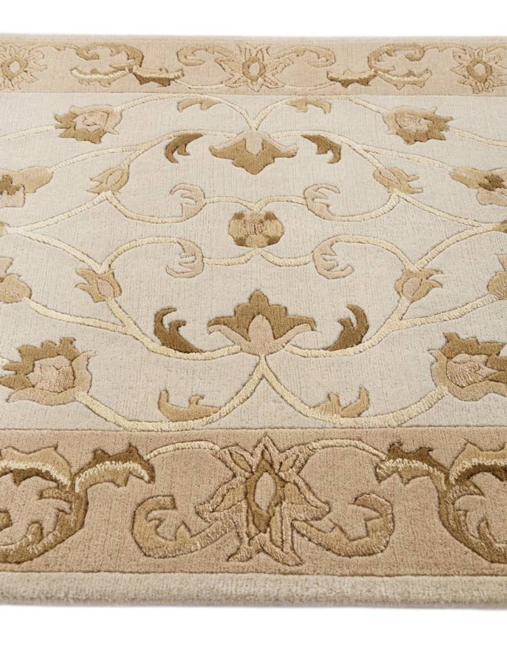 Detail image of 2' 8 x 9' 8  Hand Knotted Darya Wool Runner Rug