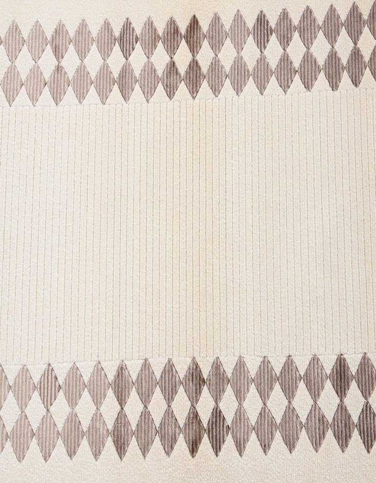 Detail image of 2' 8 x 9' 9  Hand Knotted Darya Wool Runner Rug