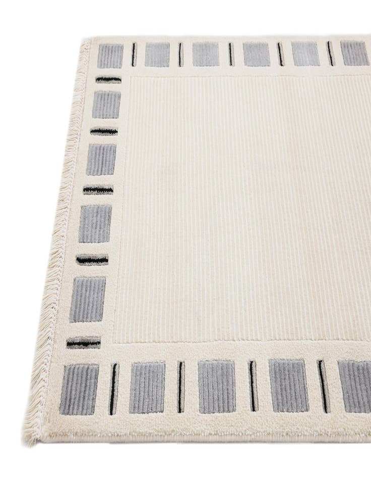 Detail image of 2' 7 x 9' 10  Hand Knotted Darya Wool Runner Rug