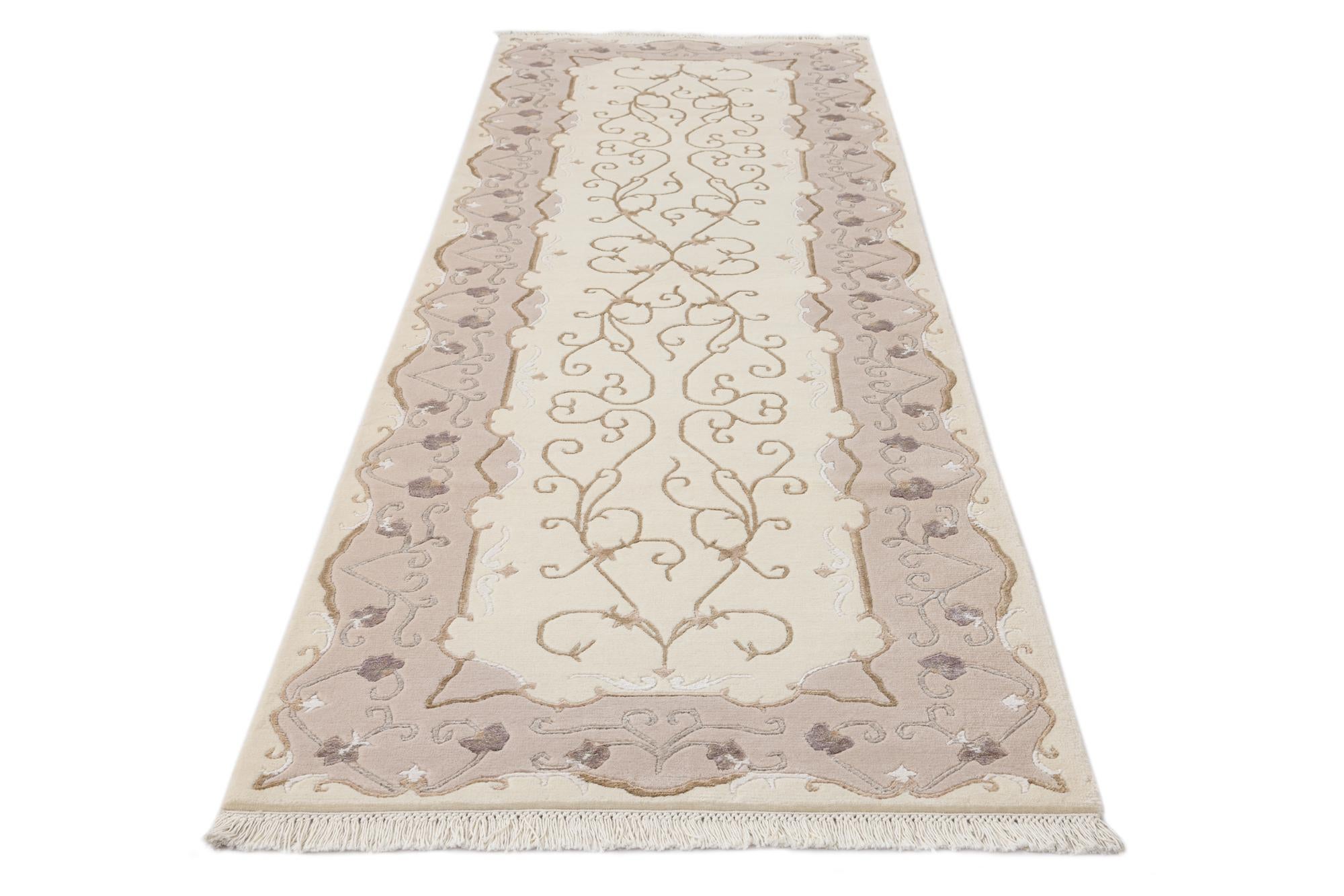 2' 11 x 9' 9 Hand Knotted Darya Wool Runner Rug