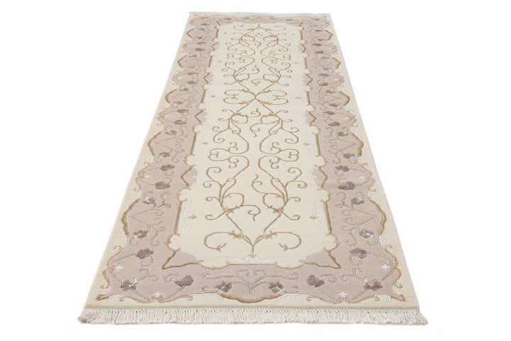 2' 11 x 9' 9 Hand Knotted Darya Wool Runner Rug