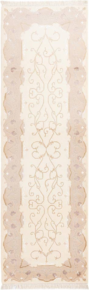 Detail image of 2' 11 x 9' 9 Hand Knotted Darya Wool Runner Rug
