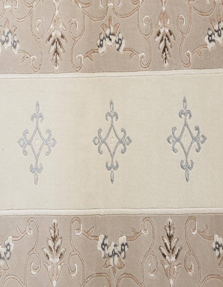 Detail image of 2' 11 x 9' 7  Hand Knotted Darya Wool Runner Rug