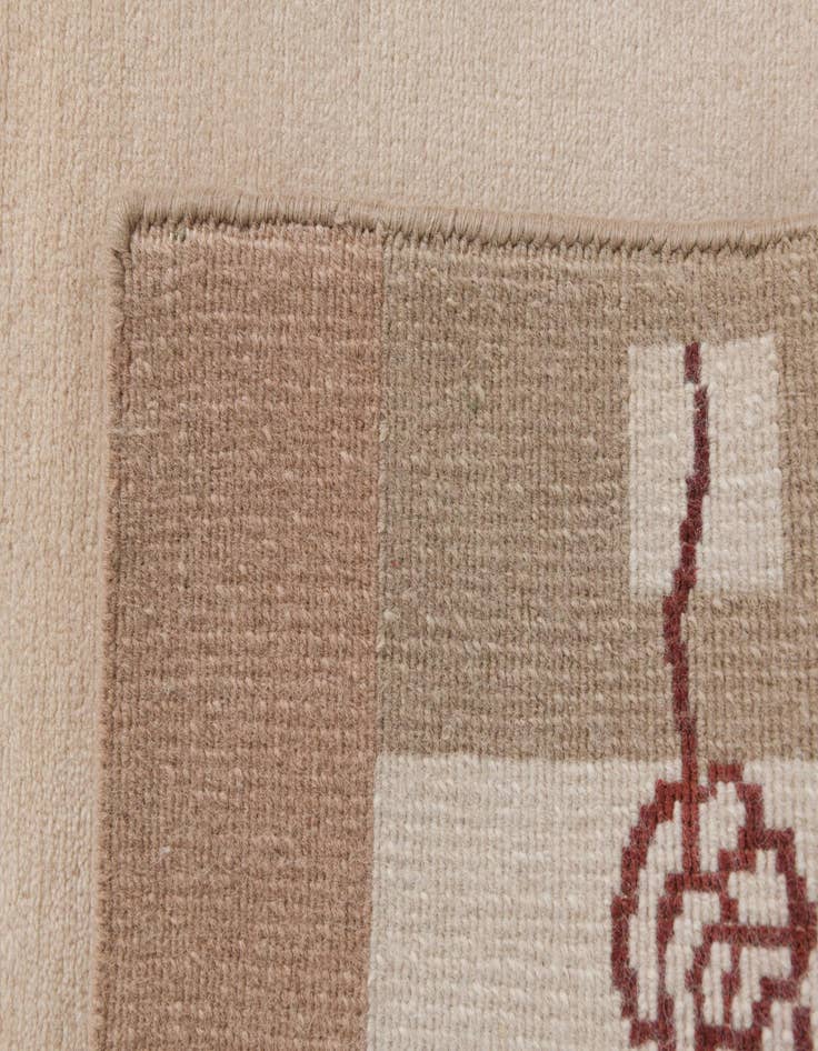 Detail image of 2' 9 x 9' 11  Hand Knotted Darya Wool Runner Rug