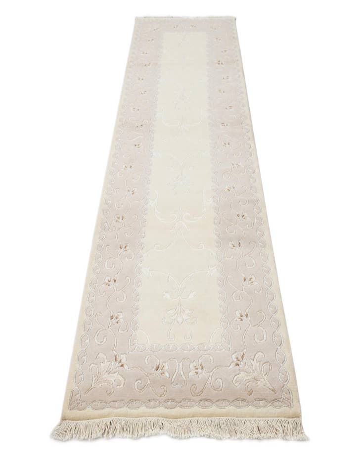 Detail image of 2' 10 x 9' 11  Hand Knotted Darya Wool Runner Rug