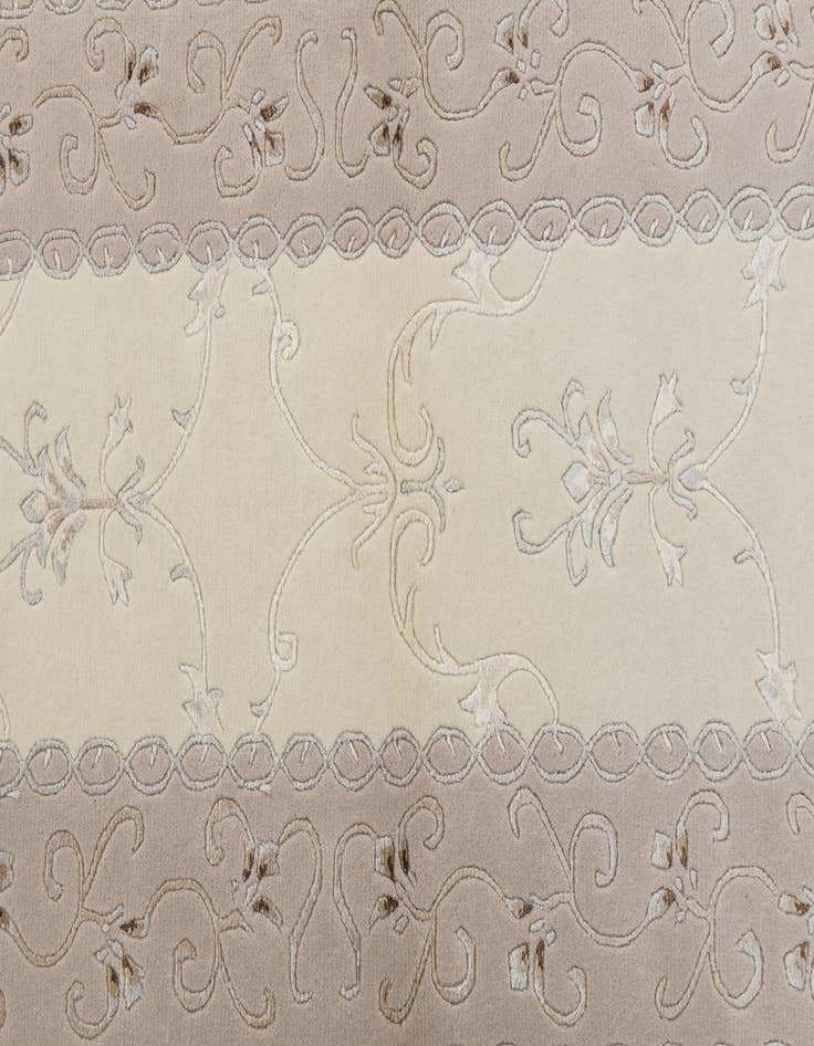 Detail image of 2' 10 x 9' 11  Hand Knotted Darya Wool Runner Rug