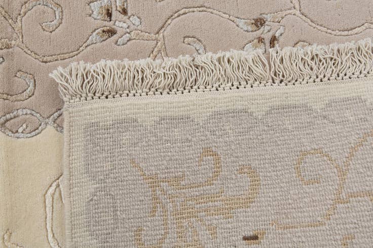 Detail image of 2' 10 x 9' 11 Hand Knotted Darya Wool Runner Rug
