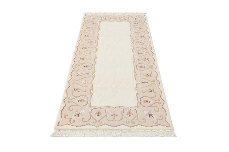 Detail image of 2' 8 x 6' 7 Hand Knotted Darya Wool Runner Rug
