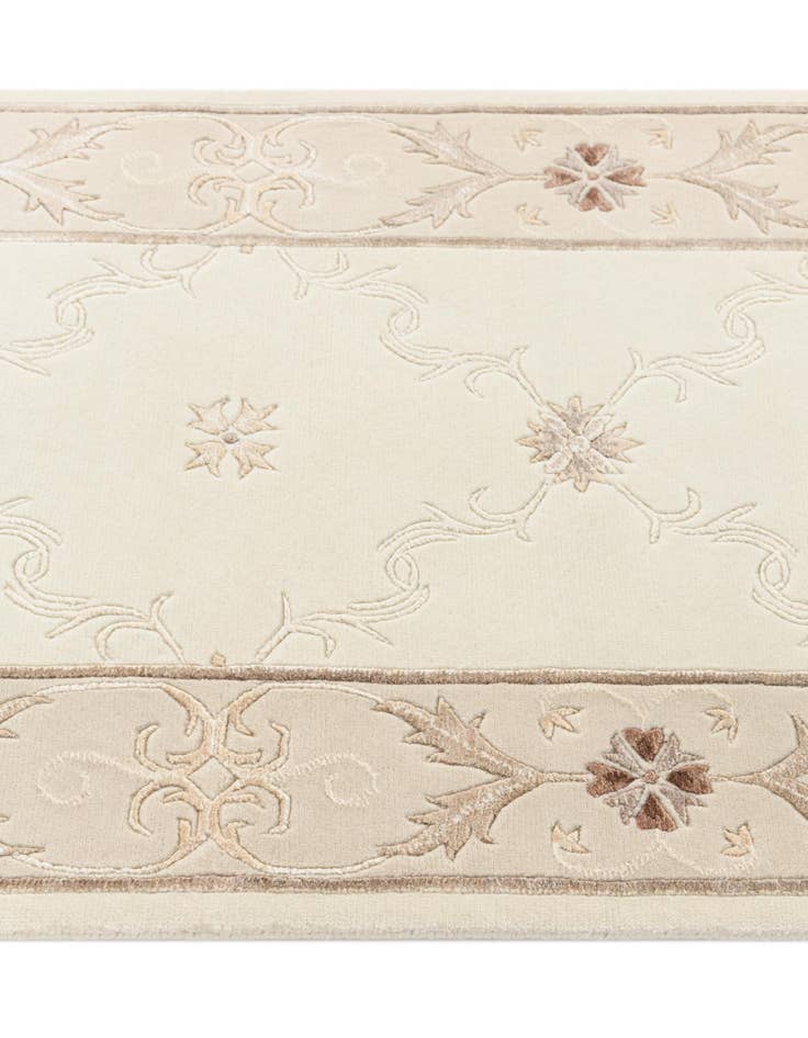 Detail image of 2' 7 x 9' 4  Hand Knotted Darya Wool Runner Rug