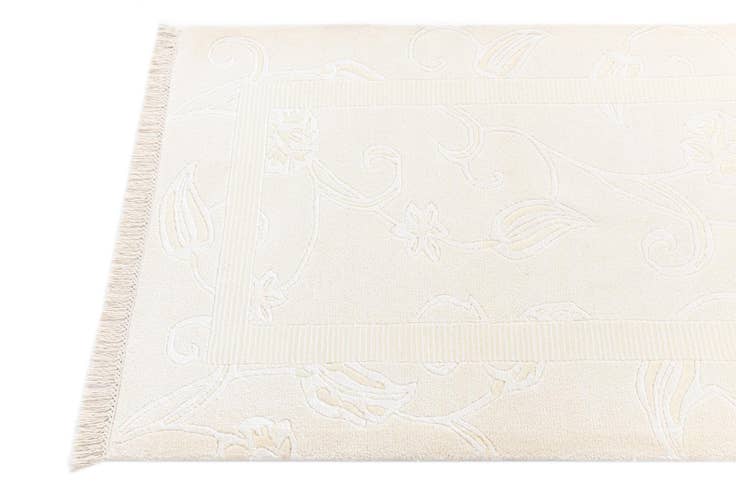 Detail image of 3' x 9' 9 Hand Knotted Darya Wool Runner Rug
