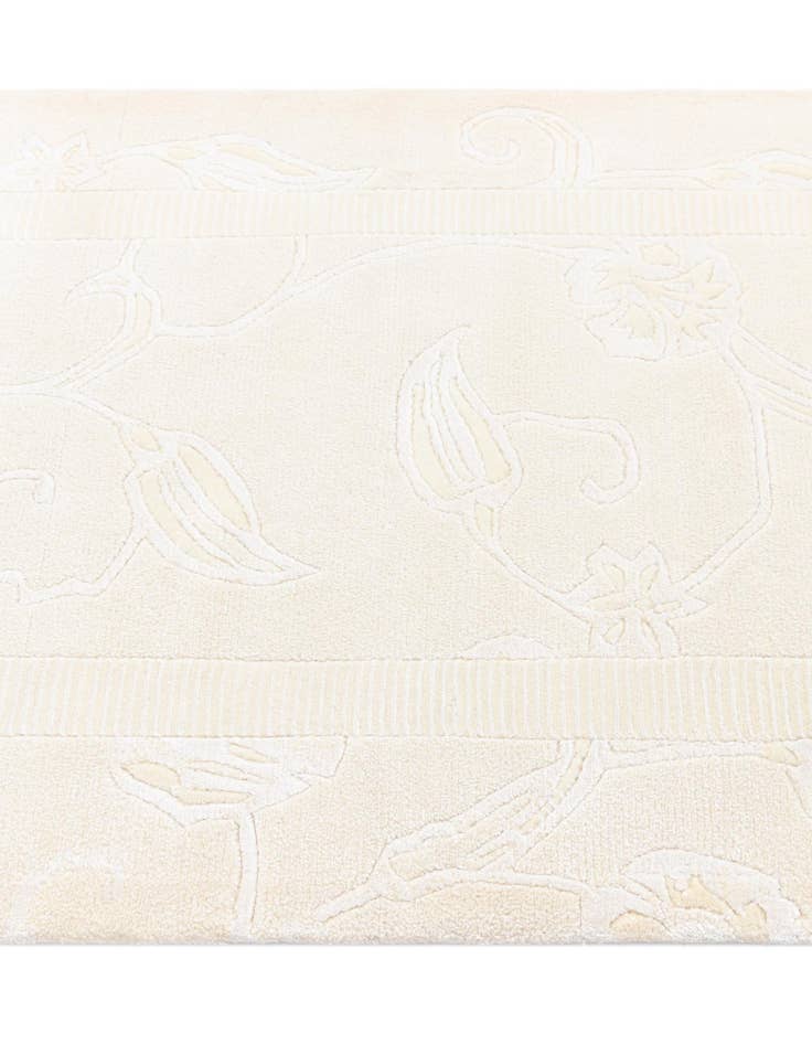 Detail image of 3' x 9' 9 Hand Knotted Darya Wool Runner Rug