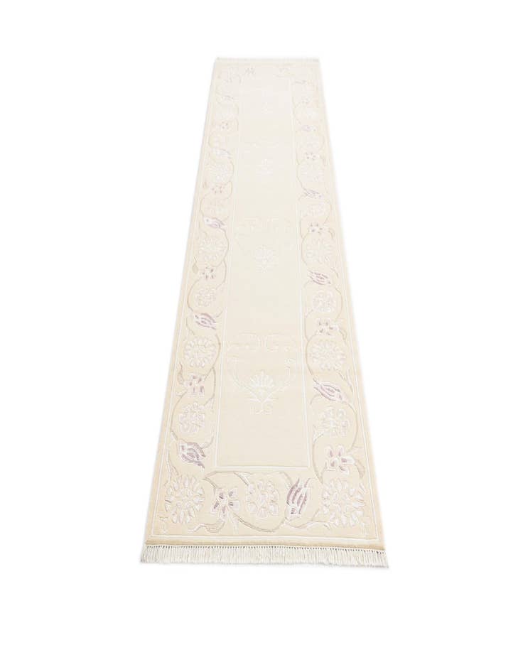 Detail image of 2' 9 x 9' 9  Hand Knotted Darya Wool Runner Rug