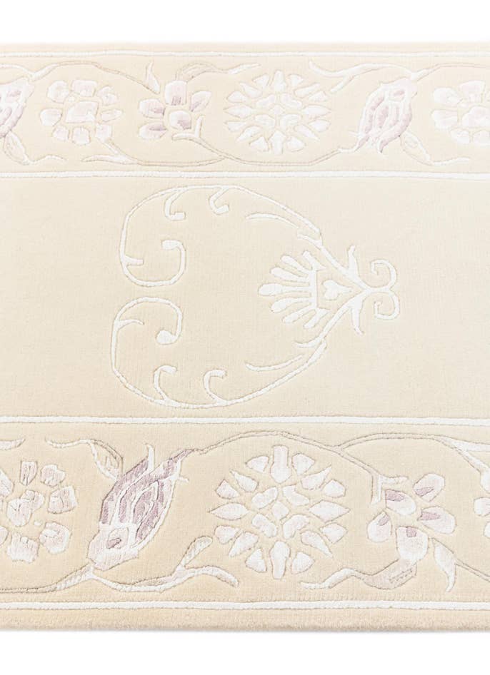 Detail image of 2' 9 x 9' 9 Hand Knotted Darya Wool Runner Rug