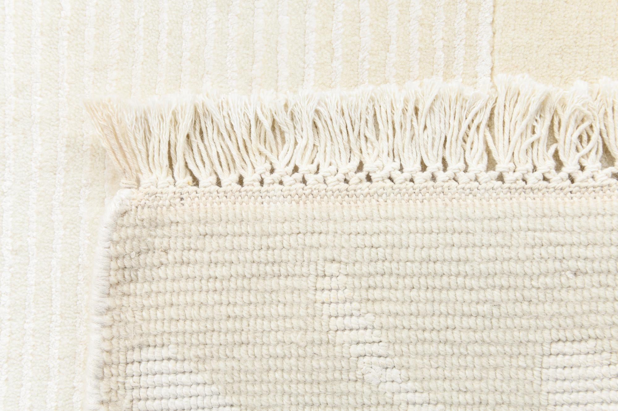 2' 11 x 9' 4 Hand Knotted Darya Wool Runner Rug