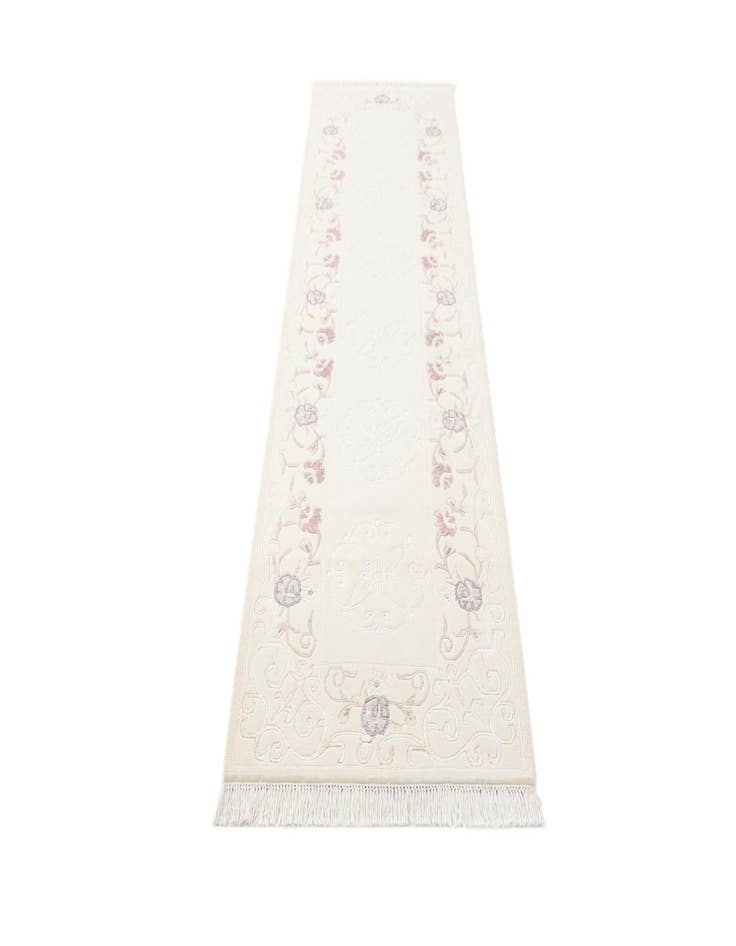 Detail image of 2' 10 x 9' 11  Hand Knotted Darya Wool Runner Rug